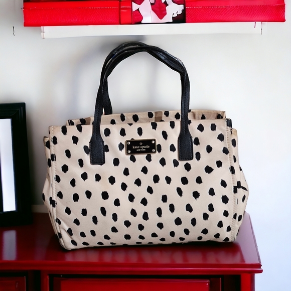 kate spade Handbags - Kade Spade pink cheetah printhandbag